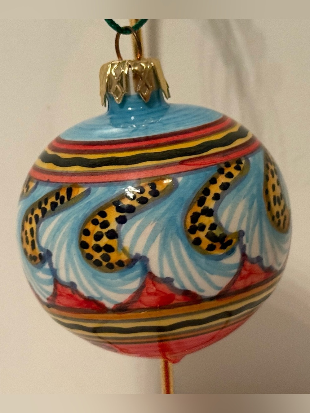 DERUTA ORNAMENT HOLIDAY CHRISTMAS HOME ITALY HANDMADE MULTI COLOR RED BLUE